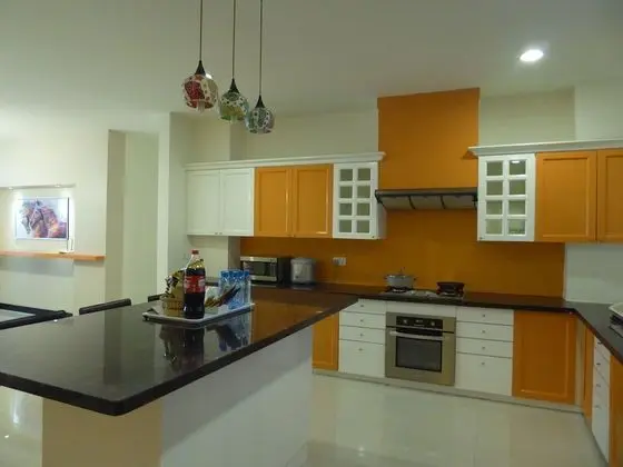 Basic Apart Daire, 3 Yatak Odası, Sigara İçilmez, Küçük Mutfak