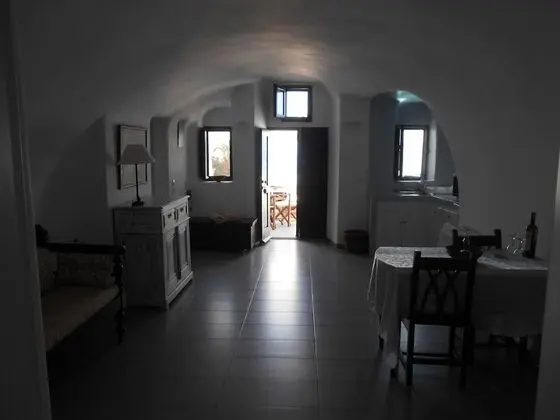 Traditional Ev, Jakuzi (Cave)