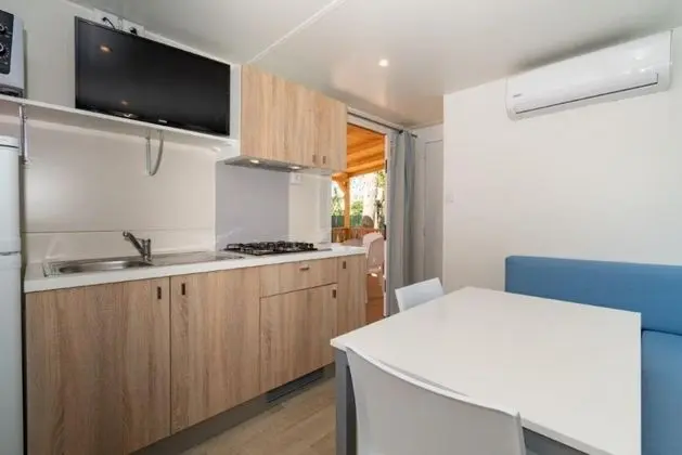 Mobile Home, 2 Bedrooms (Pet Friendly)