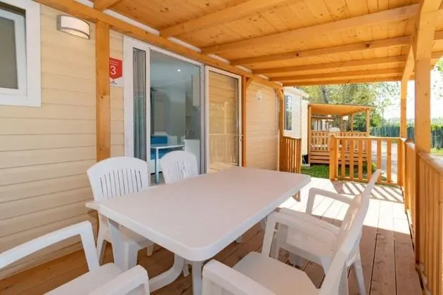 Mobile Home, 2 Bedrooms (Pet Friendly)