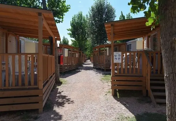 Mobile Home, 2 Bedrooms (Pet Friendly)