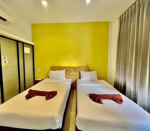 Standard Twin Room