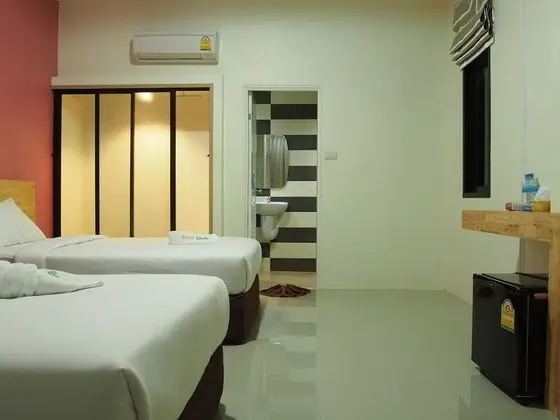 Standard Twin Room