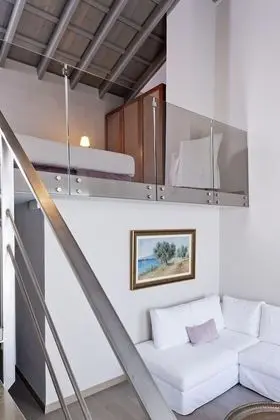 Süit, Havuz Manzaralı (Estate)