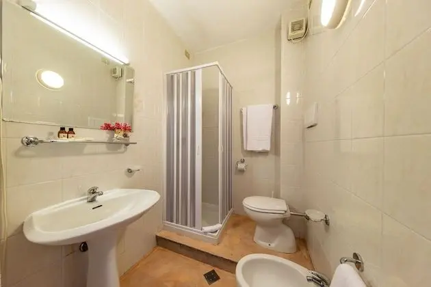 Standard Tek Büyük veya İki Ayrı Yataklı Oda, Balkon, Deniz Manzaralı