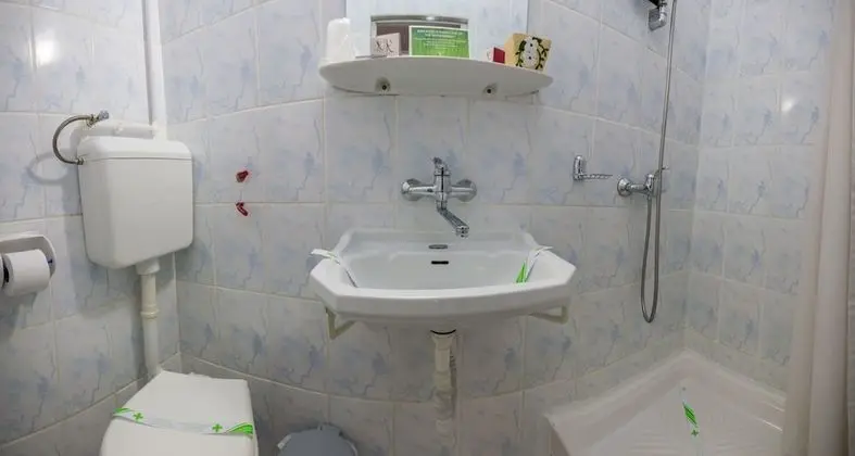 Standard Üç Kişilik Oda