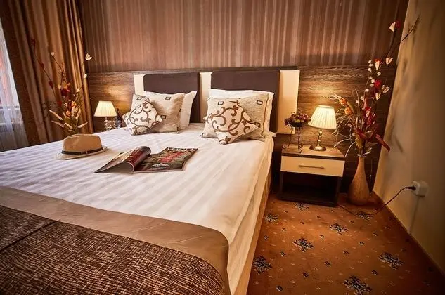 Standard Twin Room Without Balcony