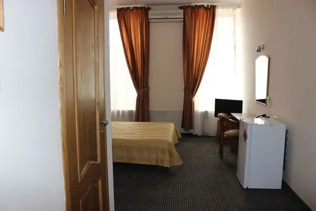 Comfort Tek Büyük Yataklı Oda (Plus)