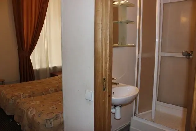 Standard İki Ayrı Yataklı Oda, Avlu Manzaralı