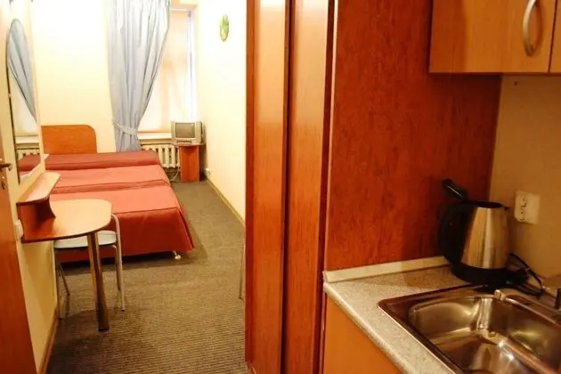 Üç Kişilik Oda (Studio)