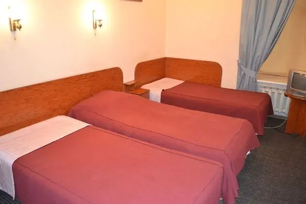 Üç Kişilik Oda (Studio)