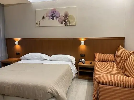 Family Üç Kişilik Oda