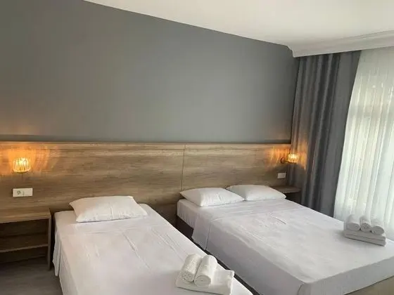 Triple, Şehir Manzaralı, Klimalı