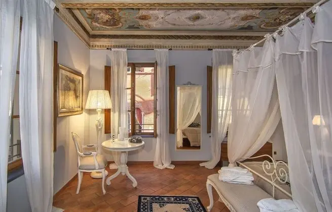 Deluxe Stüdyo Süit, Şehir Manzaralı
