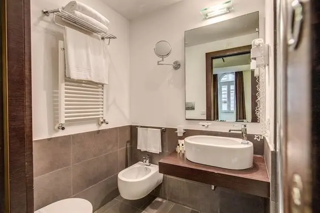 Tek Büyük veya İki Ayrı Yataklı Oda