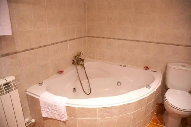 Tek Büyük veya İki Ayrı Yataklı Oda