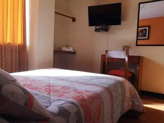 Tek Büyük Yataklı Oda