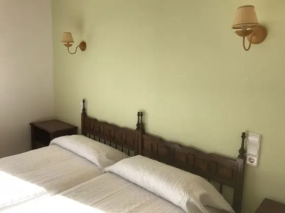 Tek Büyük veya İki Ayrı Yataklı Oda