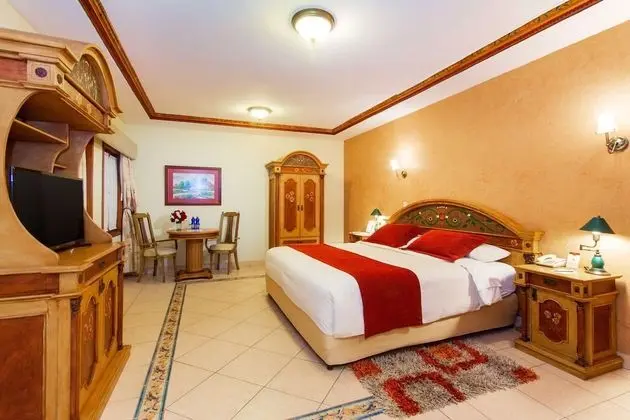 Deluxe Oda, 1 En Büyük (King) Boy Yatak, Sigara İçilmez