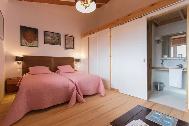 Tek Büyük veya İki Ayrı Yataklı Oda