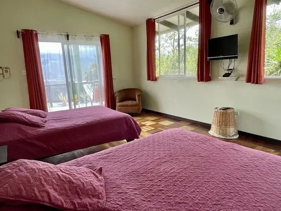 Family Tek Büyük Yataklı Oda