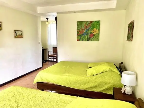 Family Tek Büyük Yataklı Oda