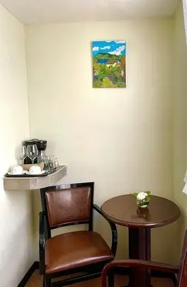 Family Tek Büyük Yataklı Oda