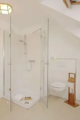 Junior Süit, 1 Büyük (Queen) Boy Yatak, Sigara İçilmez, Özel Banyo