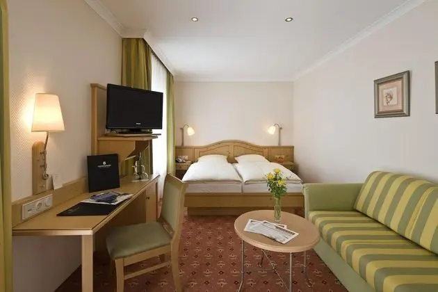 Comfort Tek Büyük Yataklı Oda