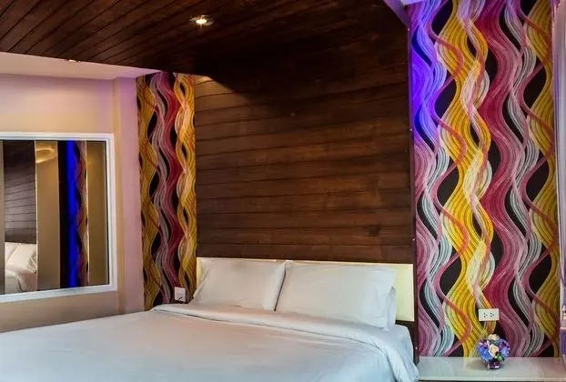 Deluxe Room with Spa Bath