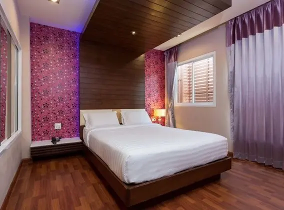 Deluxe Room with Spa Bath