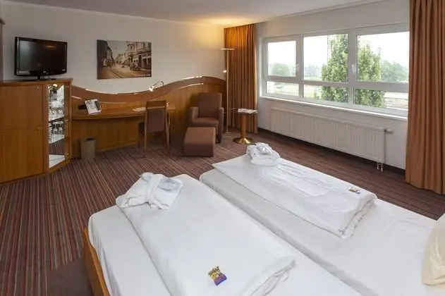Comfort Tek Büyük Yataklı Oda