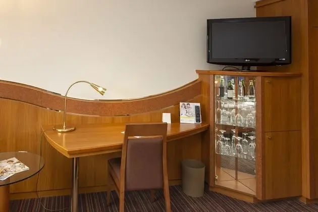 Comfort Tek Büyük Yataklı Oda