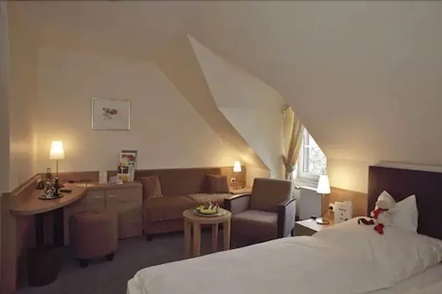 Tek Büyük Yataklı Oda