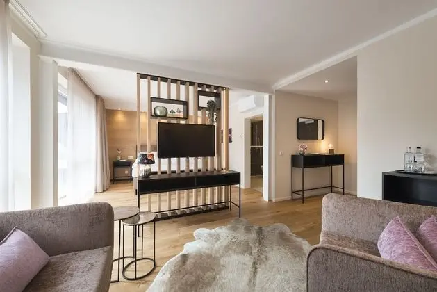 Superior Stüdyo Süit