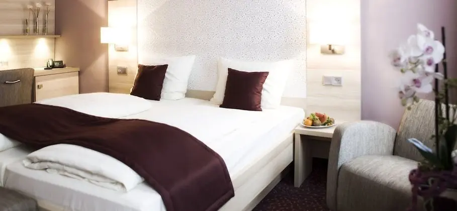 Comfort Tek Büyük Yataklı Oda (Ambiente)