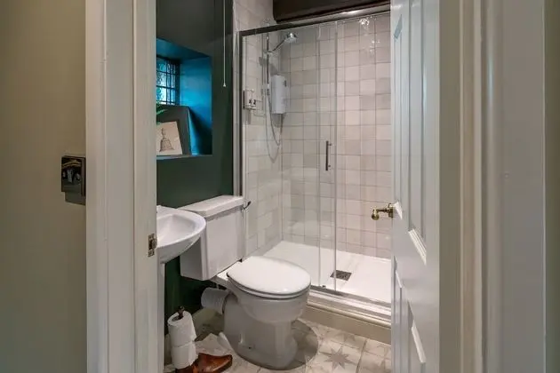 Standard Tek Büyük veya İki Ayrı Yataklı Oda, Banyolu/Duşlu, Bahçe Manzaralı (Twin Room)