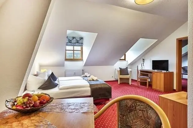 Comfort Tek Büyük Yataklı Oda
