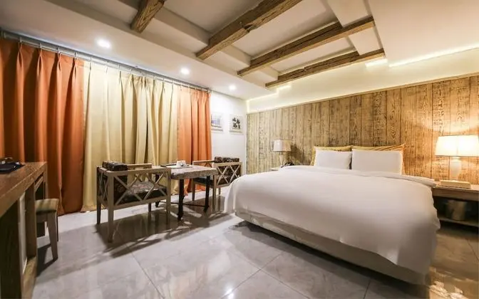 Standard Tek Büyük Yataklı Oda