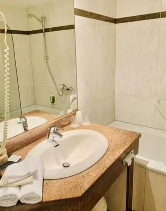 Deluxe İki Ayrı Yataklı Oda