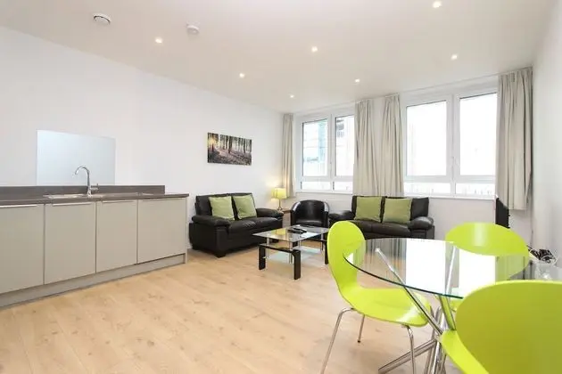 Apart Daire, 2 Yatak Odası, 2 Banyolu