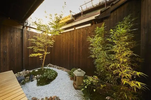 Ev (Japanese Style)