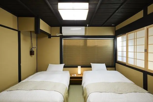 Ev (Japanese Town Style)