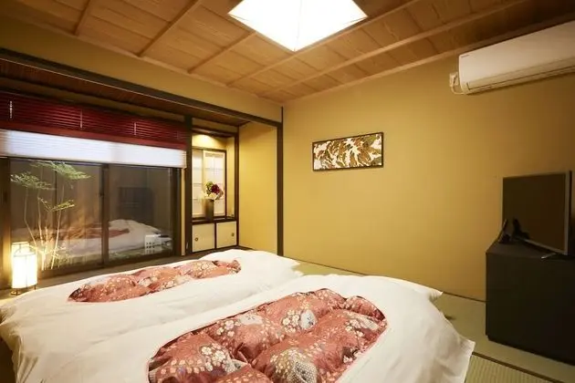 Traditional Sıra Ev (Japanese Style Room)