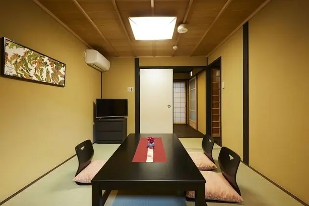 Traditional Sıra Ev (Japanese Style Room)