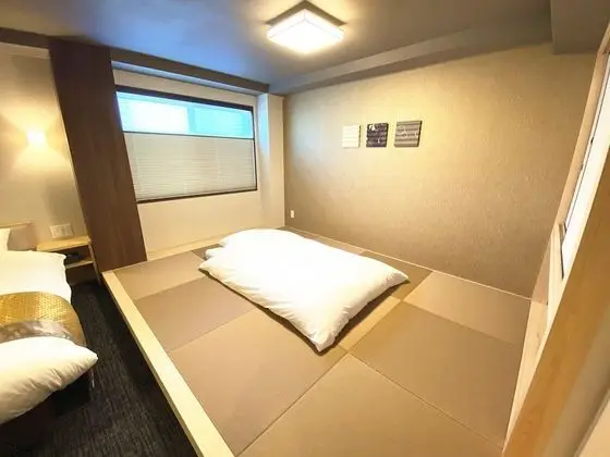 İki Ayrı Yataklı Oda (B)