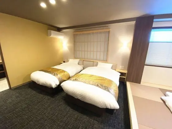 İki Ayrı Yataklı Oda (B)