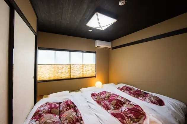 Traditional Ev (Japanese Style Town House)