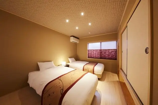 Traditional Ev (Japanese Style Town House)