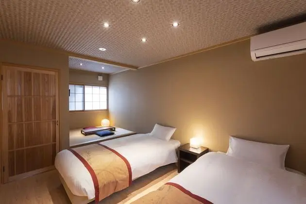 Traditional Ev (Japanese Style Town House)